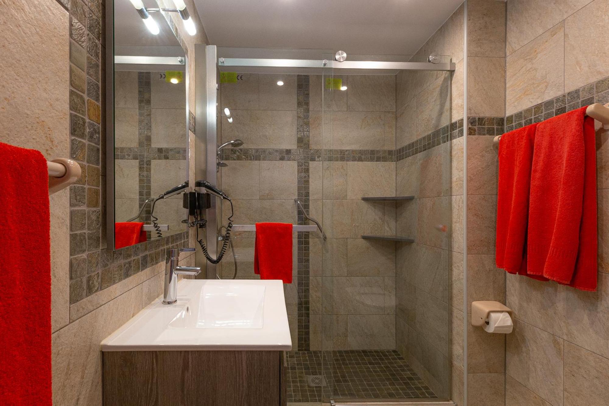 Apartamentos Bogota ปลายา เดล อิงเกลส ภายนอก รูปภาพ